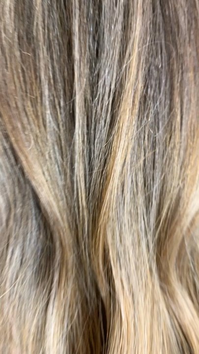 Astraea - Finished up late and it was dark outside.  The lighting doesn't do no justice how AMAZING my hair looks! - Hair Stylists Near Me - Sacramento, California