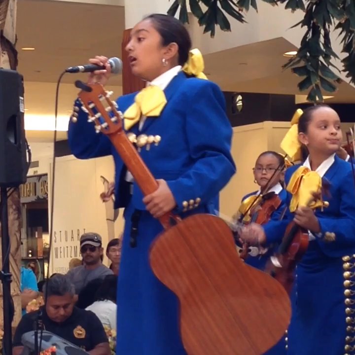 Mariachi Anacatlan - Musicians Near Me - Anaheim, California