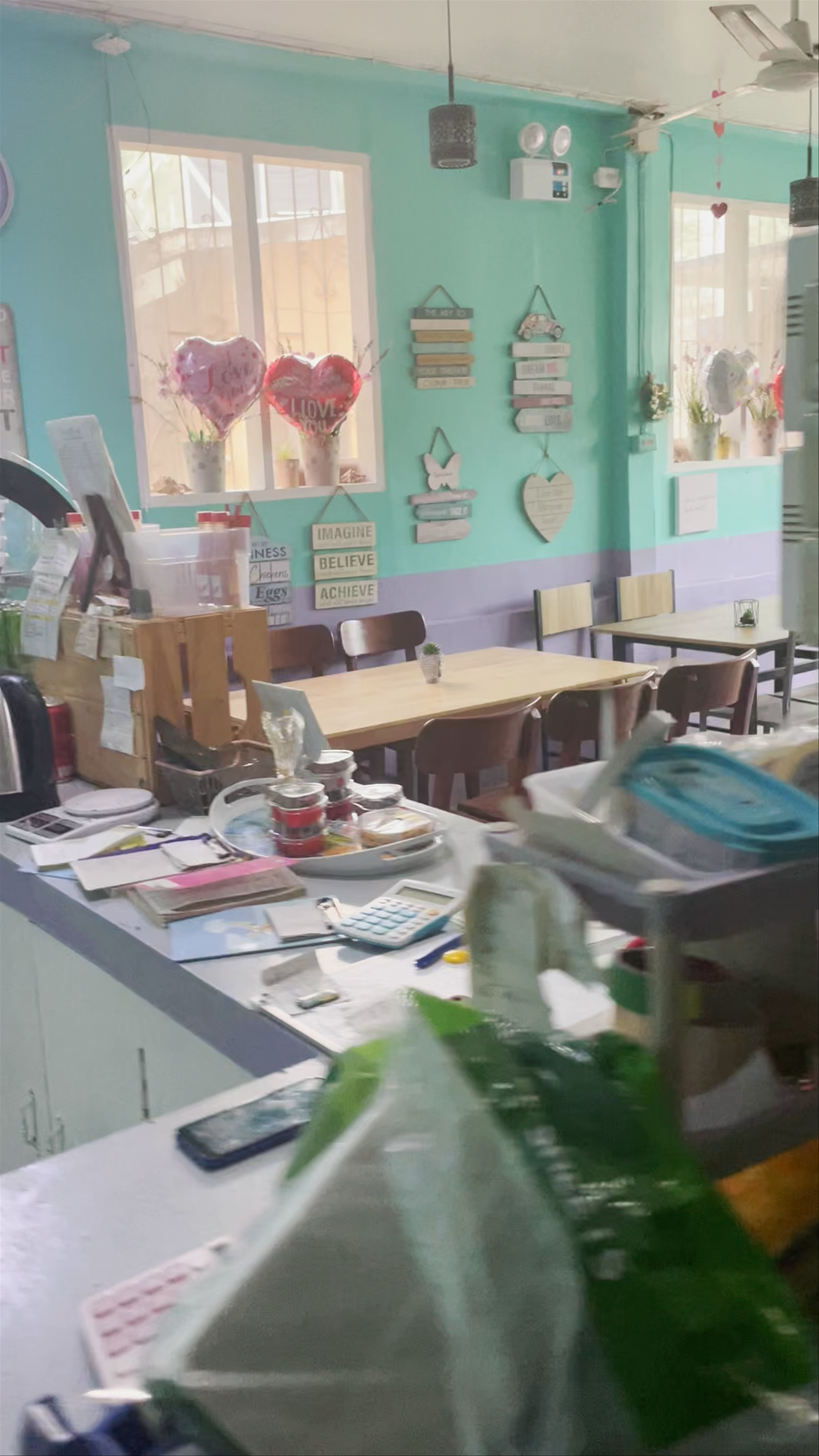 Twenty4 Cafe and Burger Bar