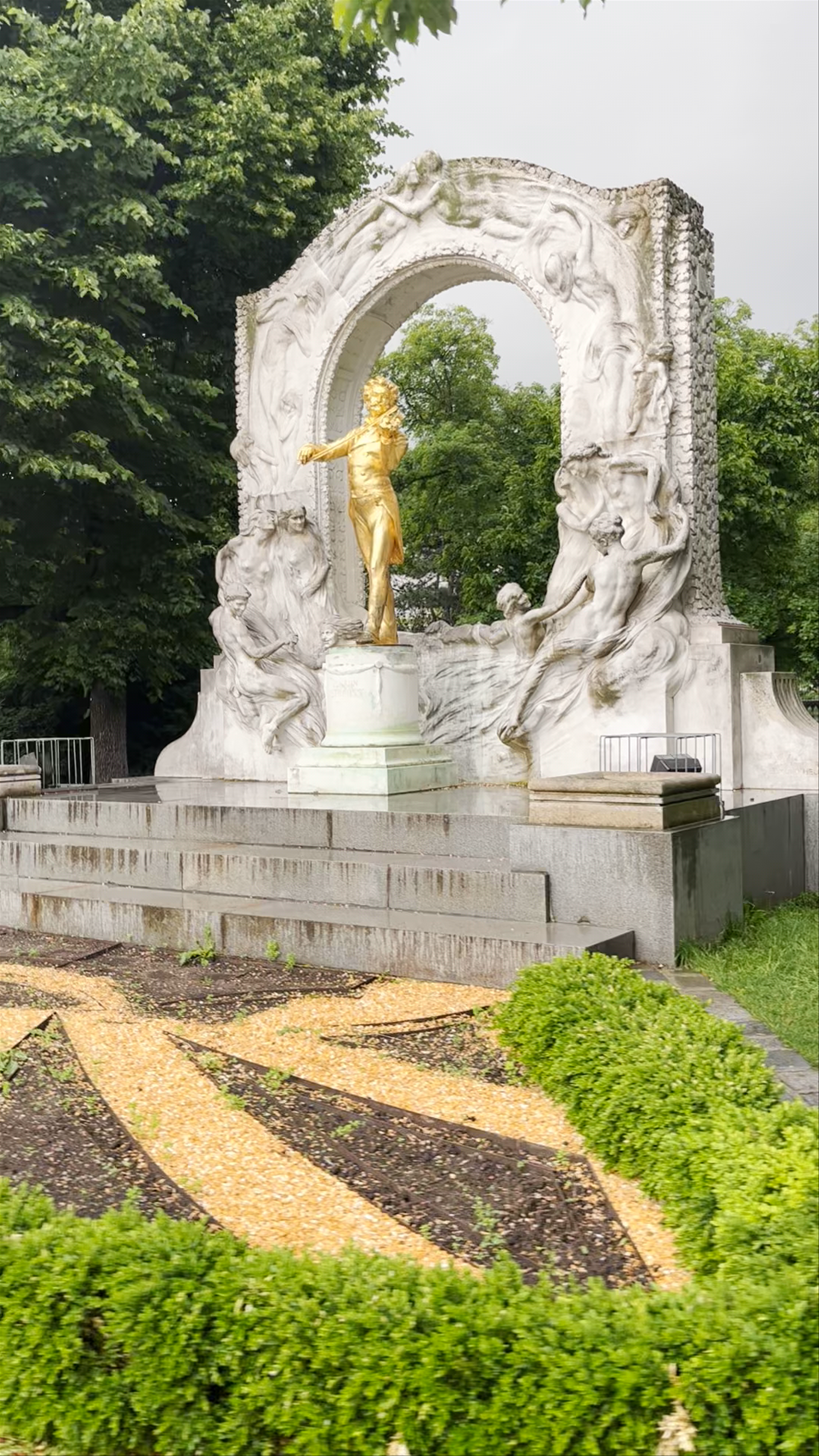 Stadtpark Vienna: The Golden Johann Strauss Monument and Lush Green Escape