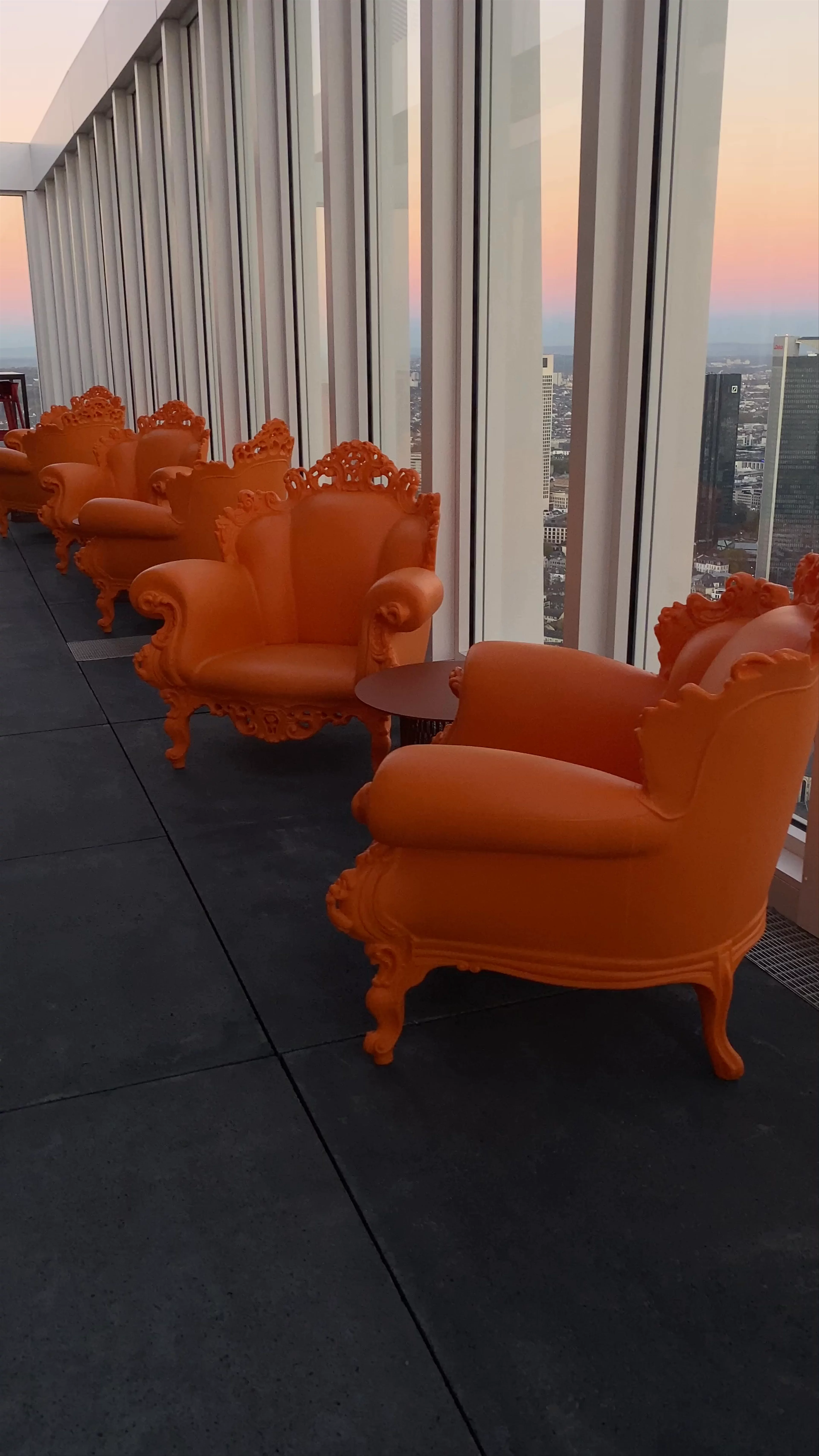 NFT SKYBAR, nhow Hotel Frankfurt