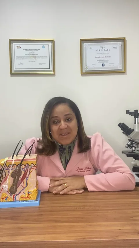 Depoimento de Jerusa sobre a formação em terapia capilar com Silvia Barreto