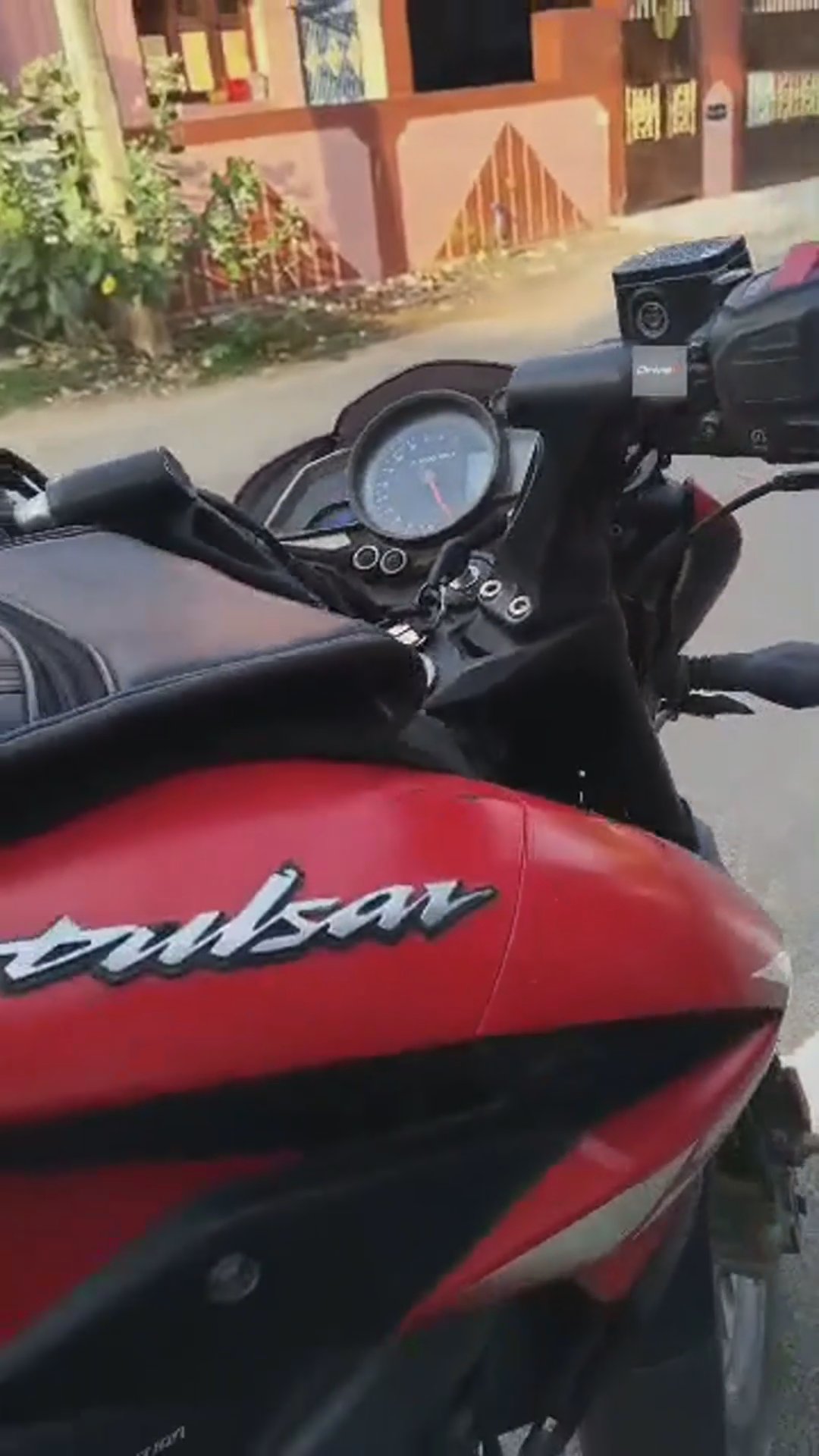 Walk-around video thumbnail