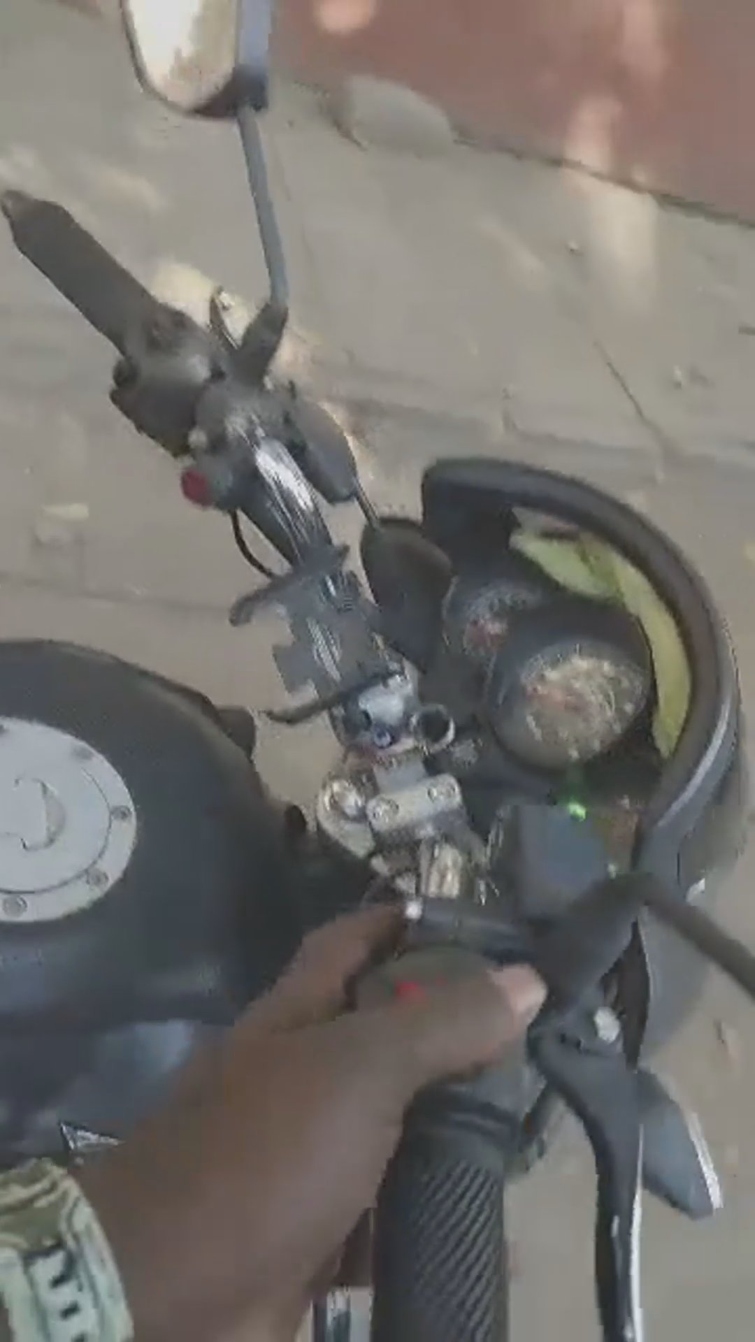 Walk-around video thumbnail