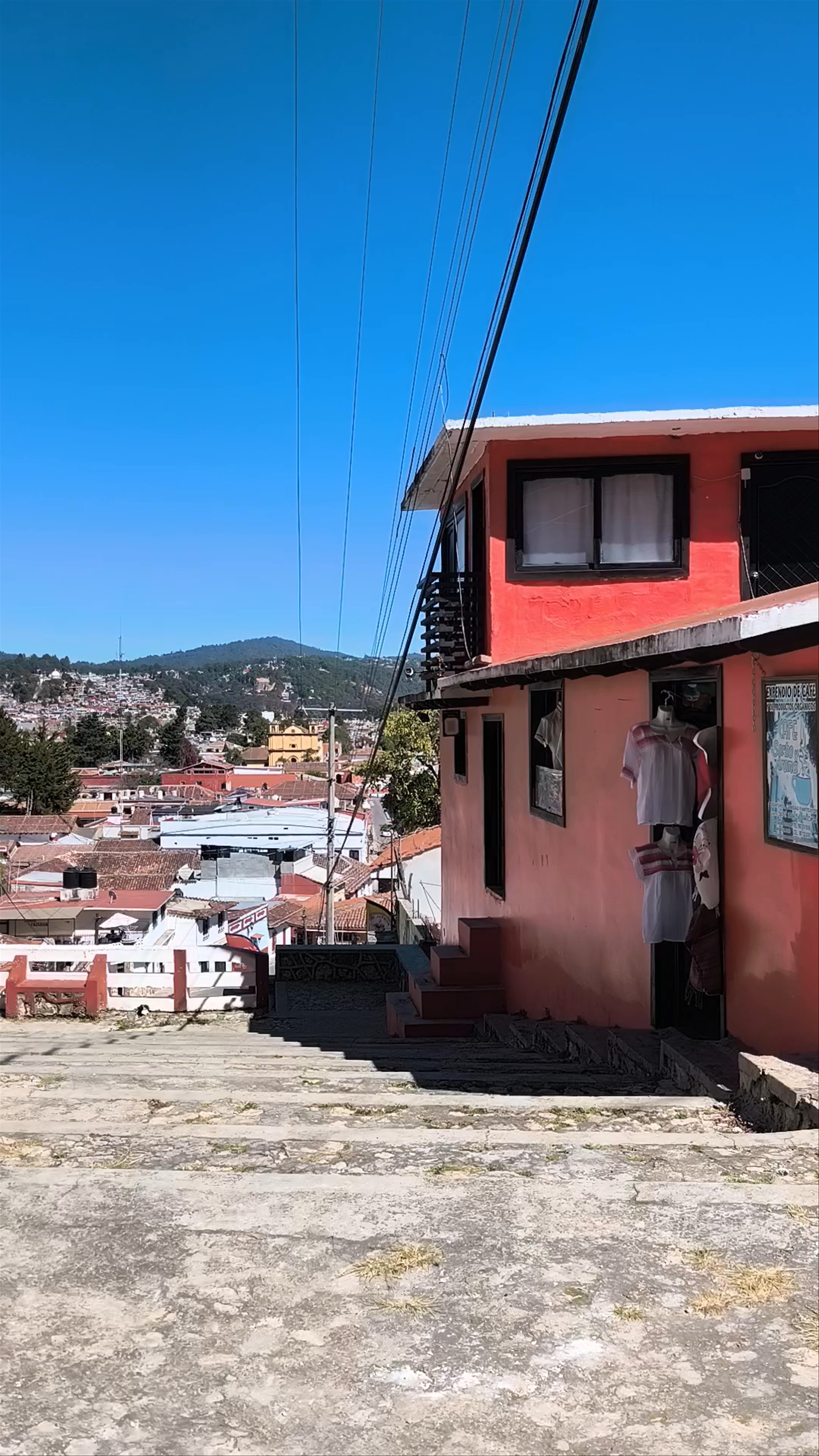 Exploring Andador La Penitencia De San Cristobalito in San Cristóbal de las Casas, Chiapas