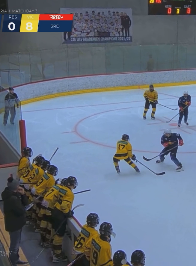 Matteo Müller: Impressive Open-Ice Hit & Scoring Chance