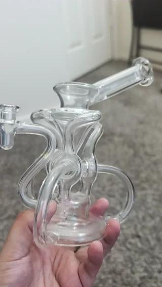 Preview pic of OTW glass 10mm triple doughnut triple drain recycler