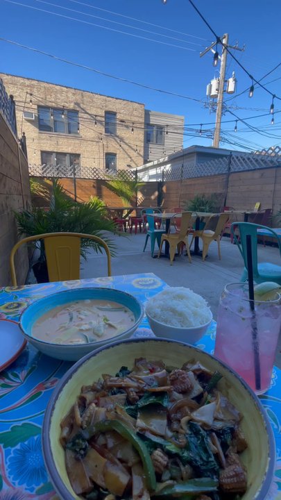 Same Same - Thai Near Me - Chicago, Illinois