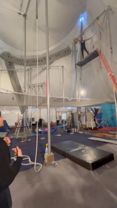 Capitol City Circus School - The demo - Aerial Fitness Near Me - Washington, DC, District of Columbia