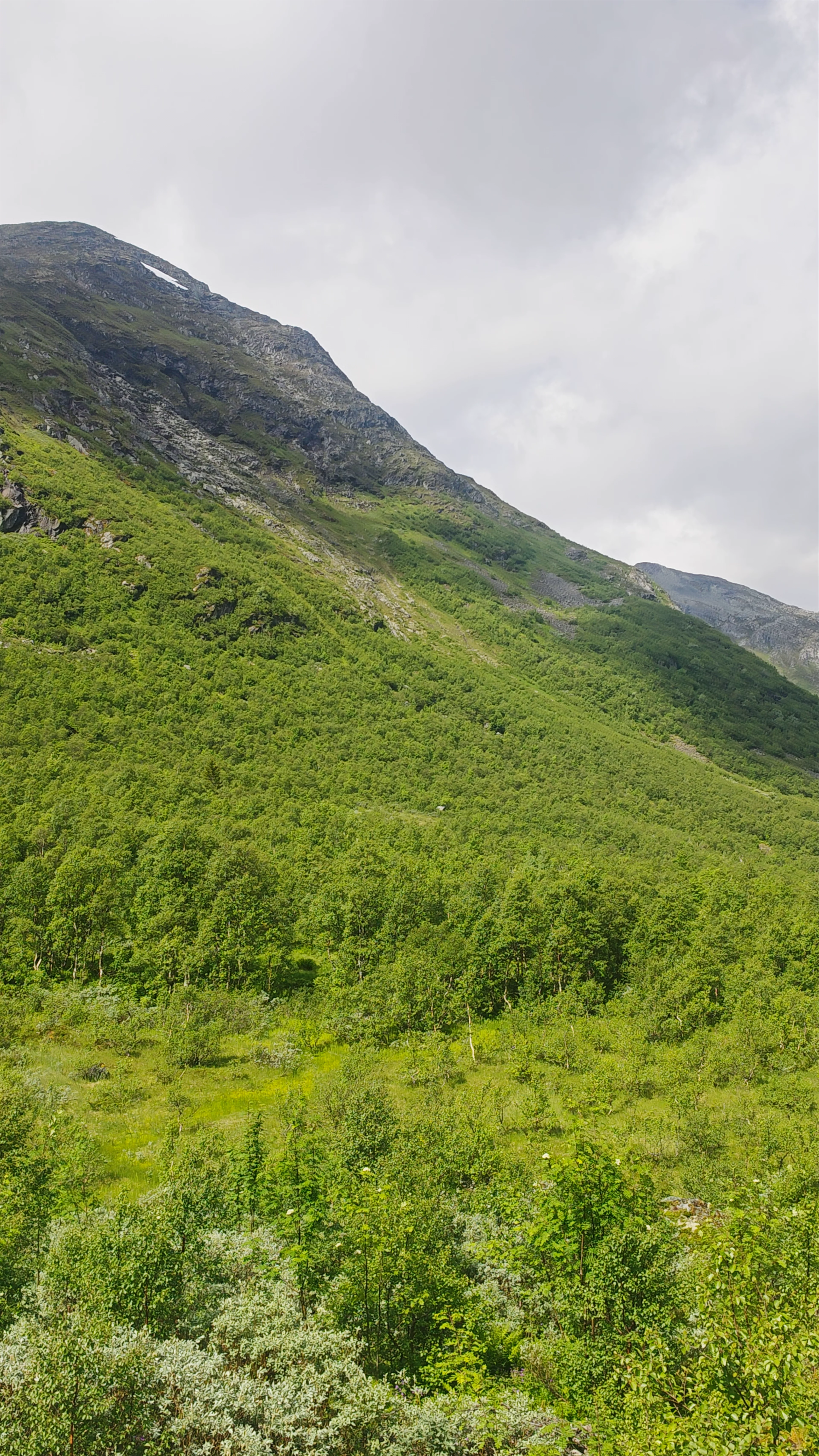 Postvegen, Ljøbrekka, Stranda
