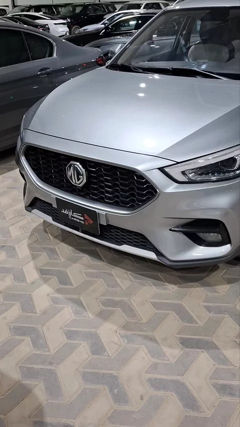 ام جي ZS LUX 2023