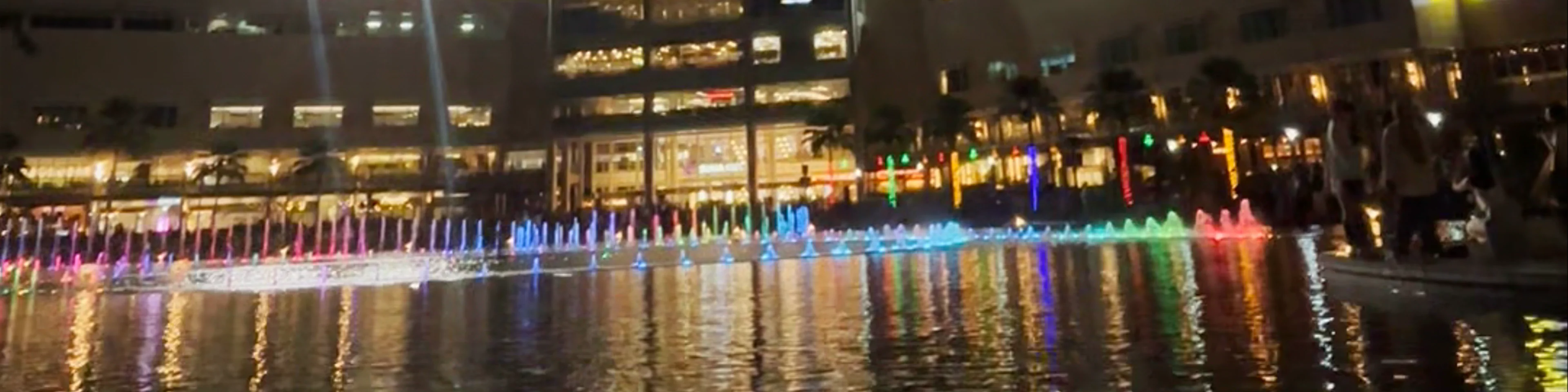 Symphony Lake Water Show