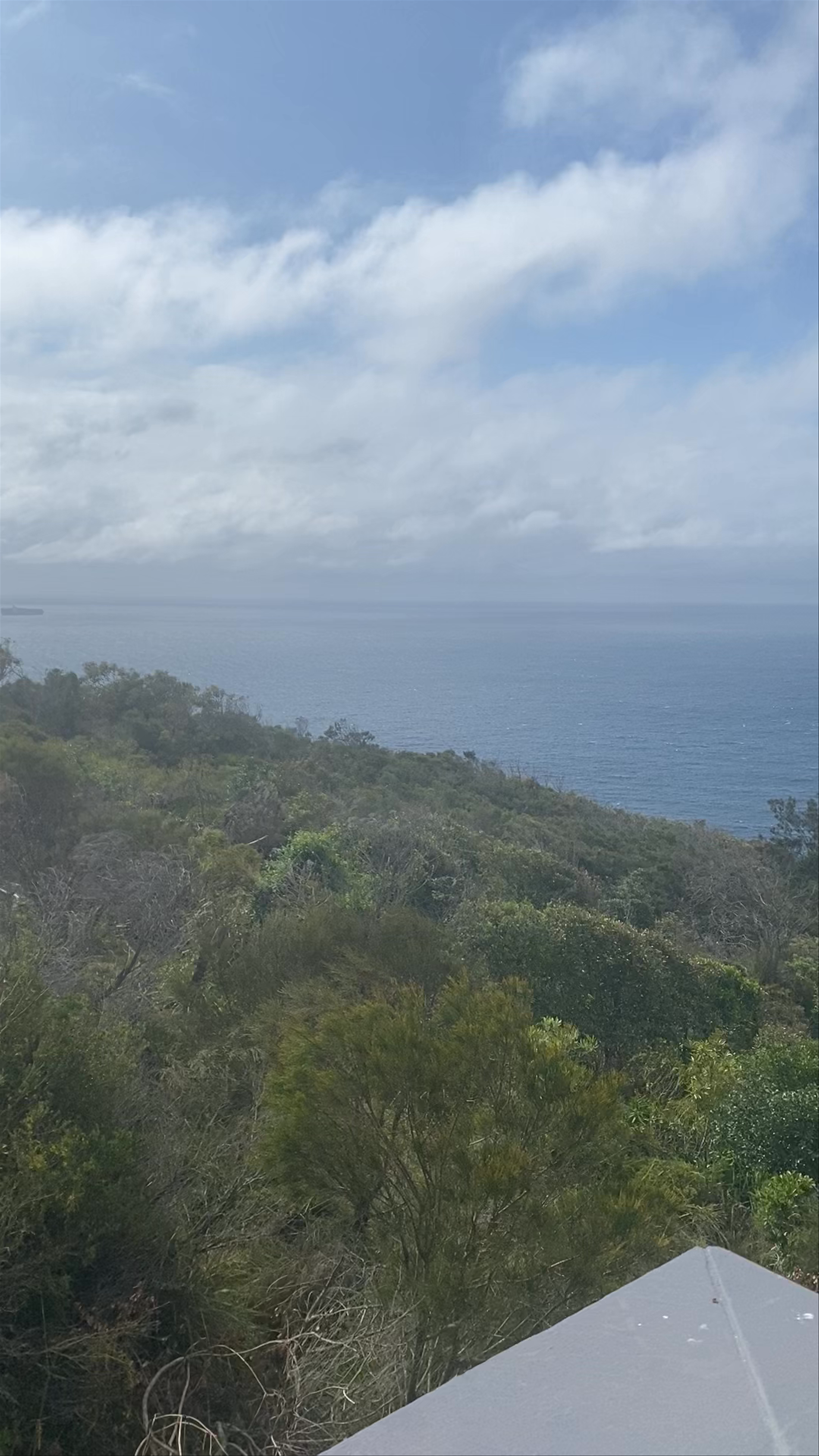 Wyrrabalong Lookout: Coastal Serenity in Bateau Bay, Australia