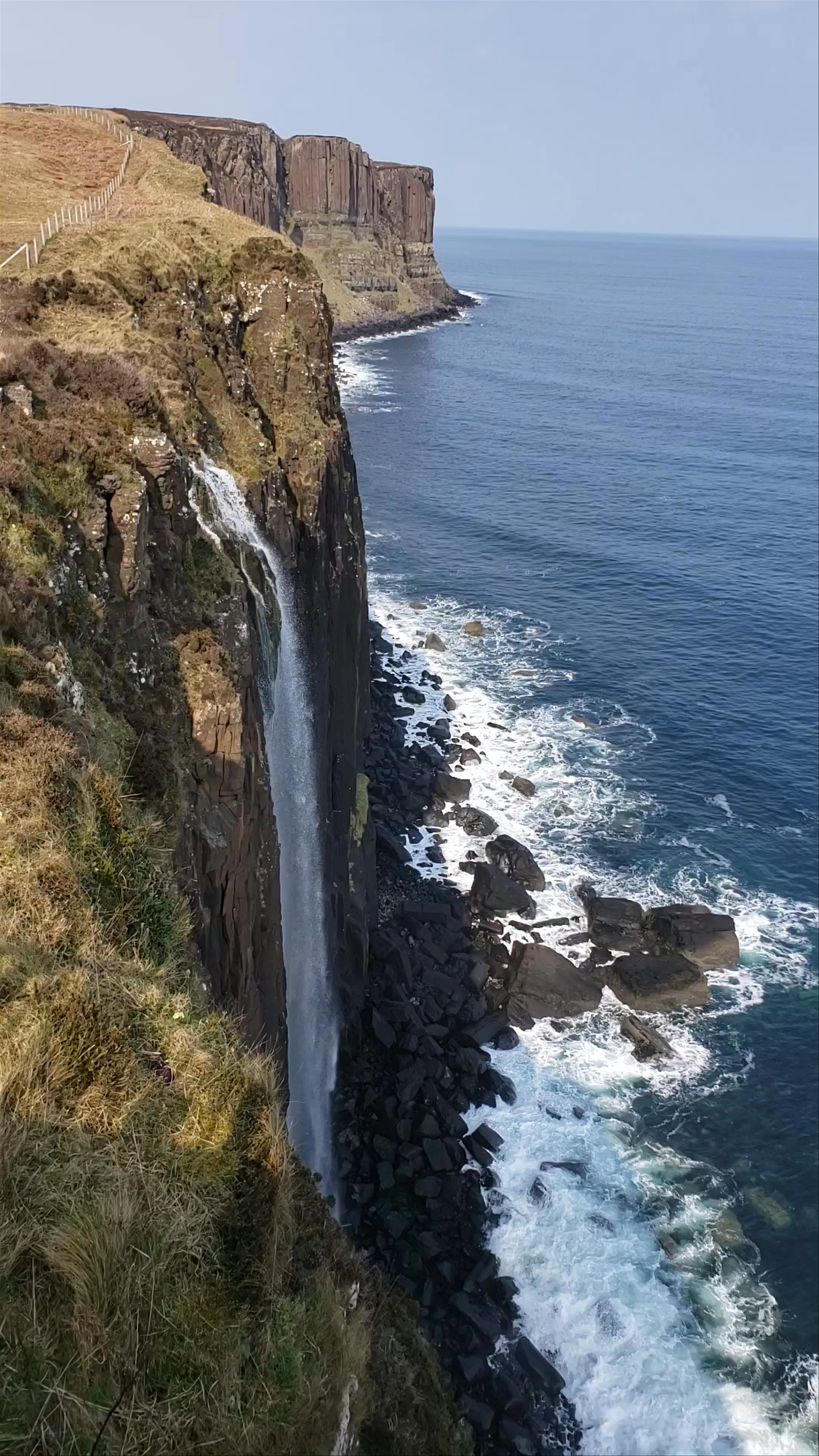 Kilt Rock & Mealt Falls Viewpoint Adventure in Portree, Scotland