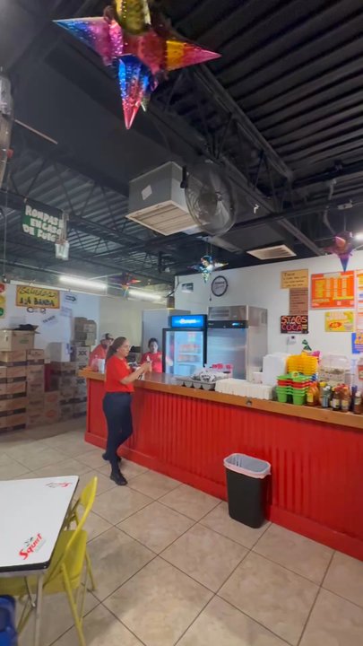 Tacos Wey - Authentic experience - Burgers Near Me - Midland, Texas