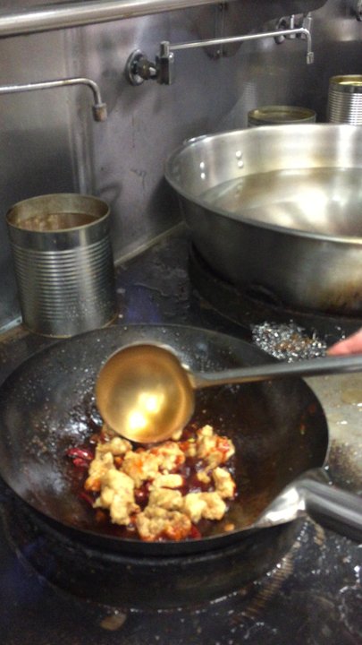 Hee Lok - That is cooking General Tao chicken - Chinese Near Me - Lumberton, New Jersey