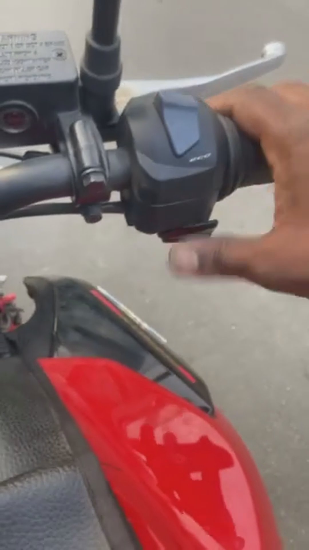 Walk-around video thumbnail