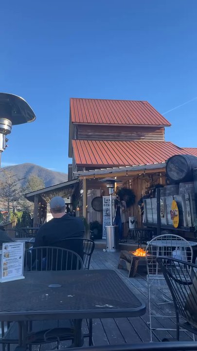Mountain Brothers Brewing - Breweries Near Me - Sevierville, Tennessee