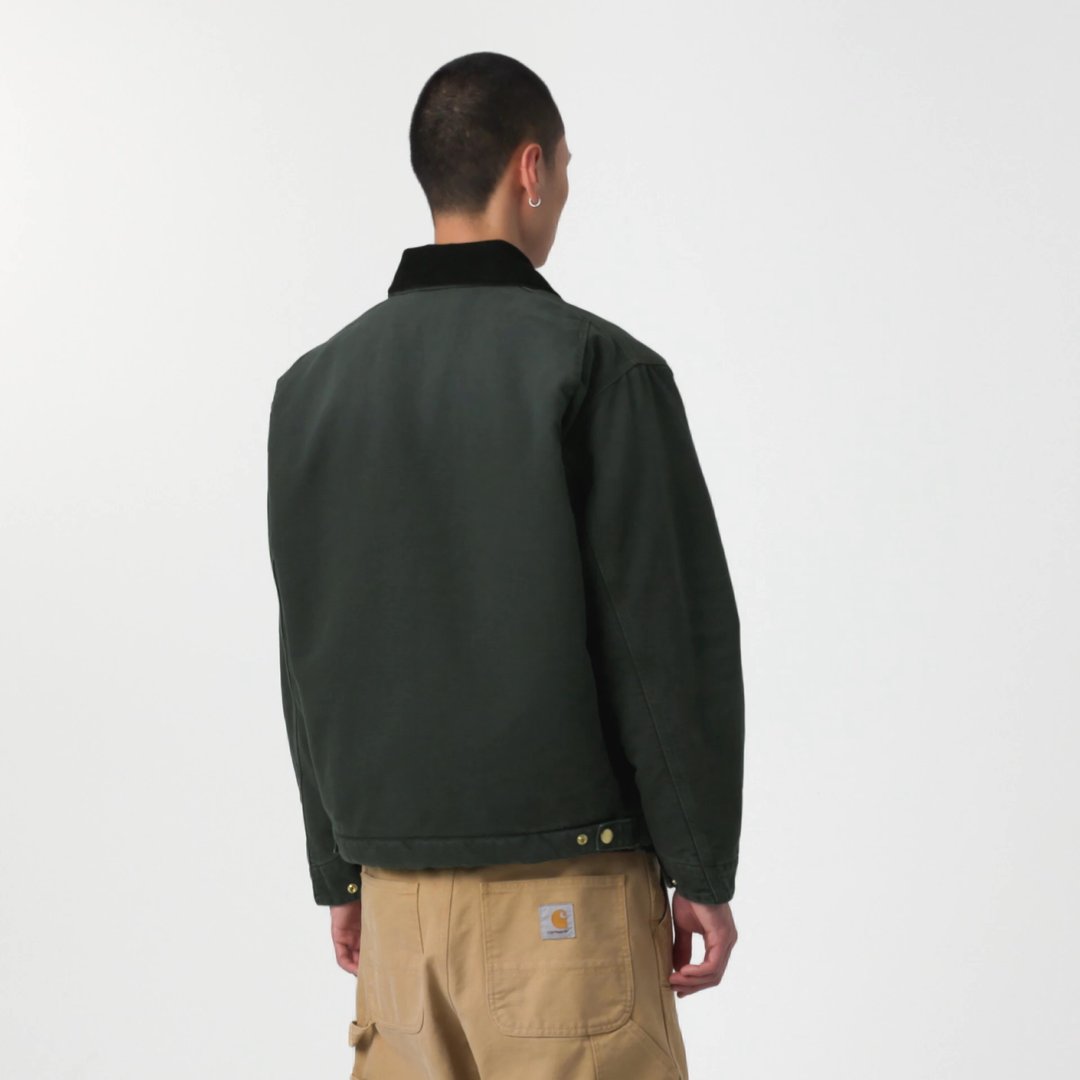 Model wearing an OG Detroit Jacket Winter in Raven