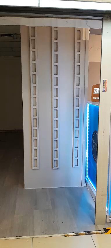 Mall Shop for Rent in  Lucky Plaza - Image 10