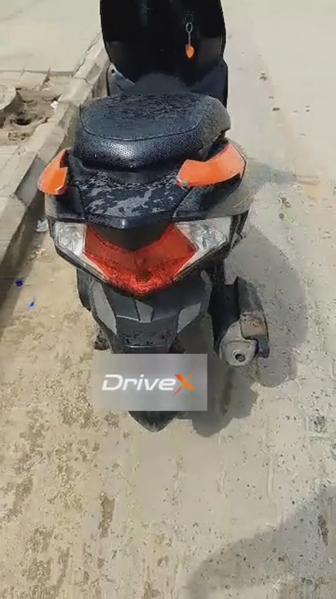 Walk-around video thumbnail