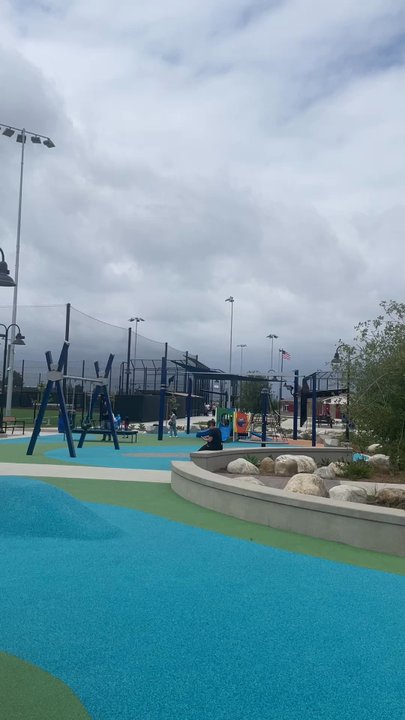 Arnold Cypress Park - Love the seating area in the middle of the play ground. Plenty of seating to enjoy your lunch while the kids burn out their energy! - Parks Near Me - Cypress, California
