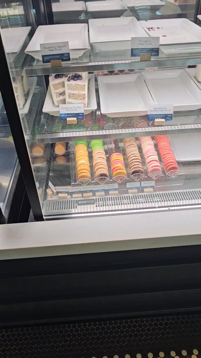 Paris Baguette - Cakes and such - Bakeries Near Me - Fort Worth, Texas
