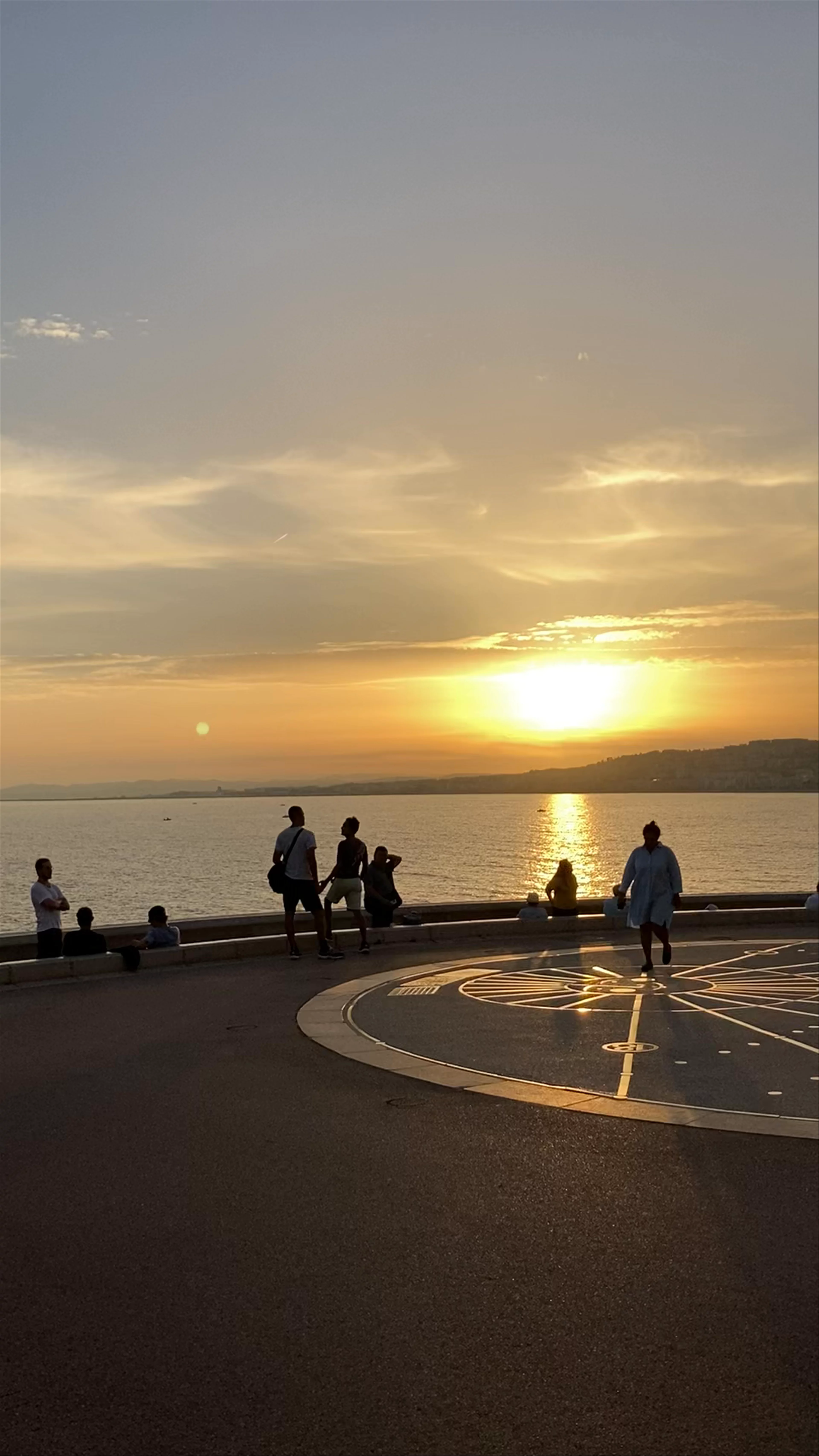 Quai Rauba Capeu, Nice