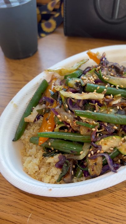 Heal - Hibachi bae bowl & activated black charcoal lemonade - Juice Bars & Smoothies Near Me - Minneapolis, Minnesota
