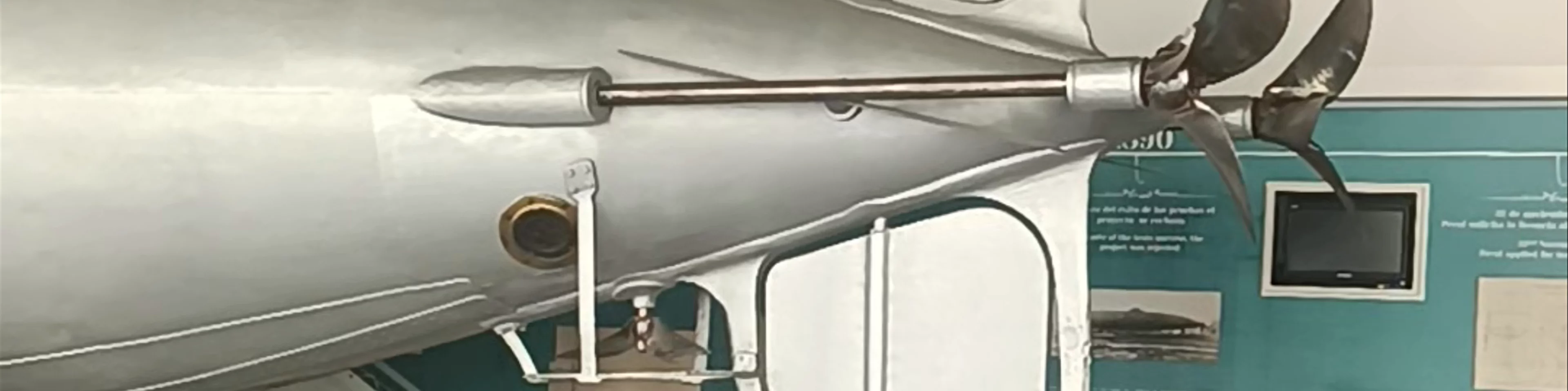 Museo Naval de Cartagena - sala del Submarino Isaac Peral - primer submarino del mundo.