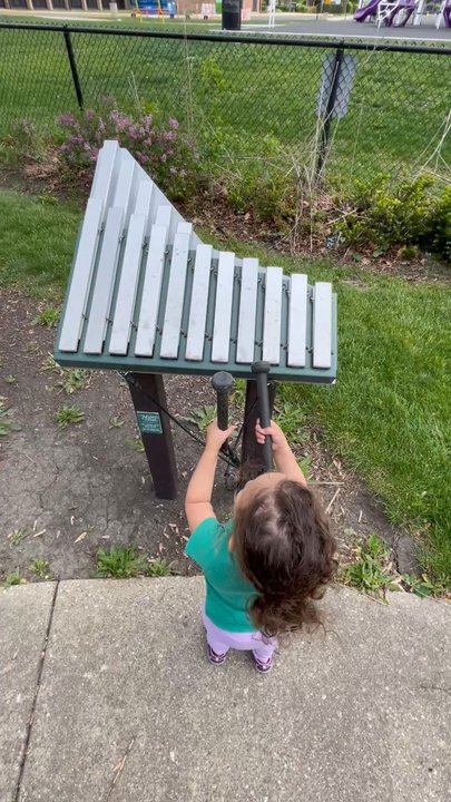Overhill Park - Playgrounds Near Me - Morton Grove, Illinois