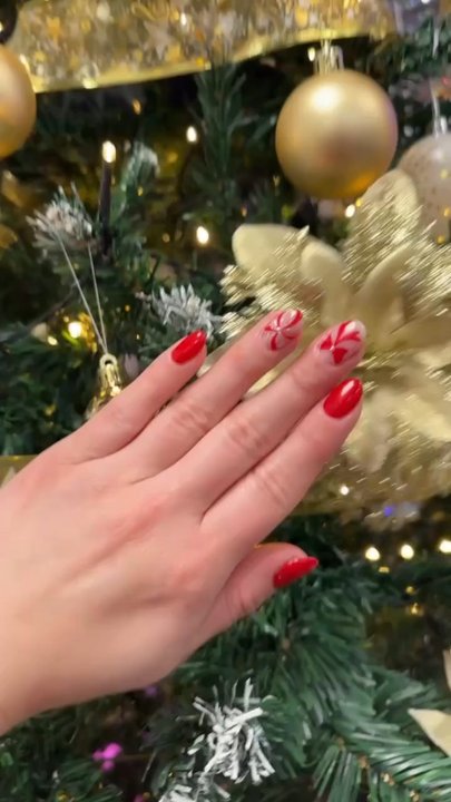 Oasis Nail Spa - Uptown - So happy with this design, thank you Michelle and staff! Highly recommend Oasis to everyone! - Nail Salons Near Me - Whittier, California