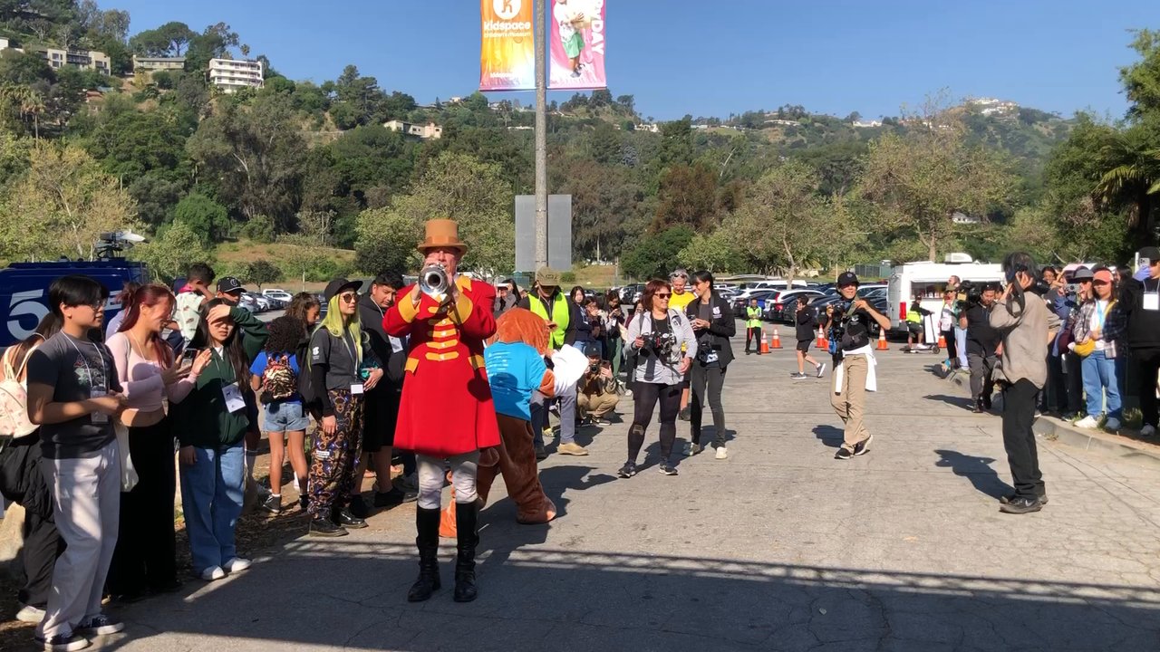 Wiggle Waggle Walk - Community Service/Non-Profit Near Me - Pasadena, California