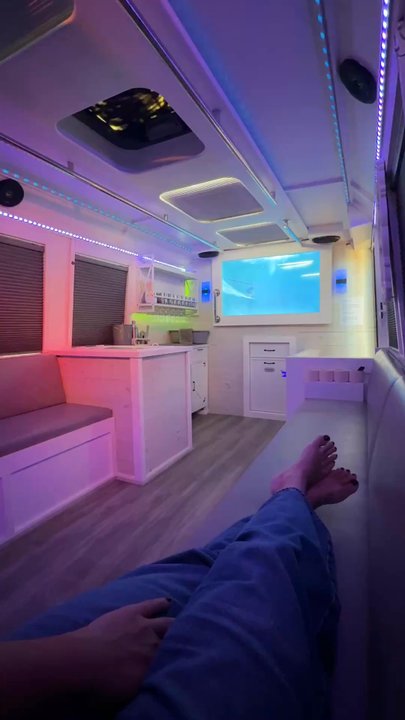 Party Bus Maui - Party Bus Rentals Near Me