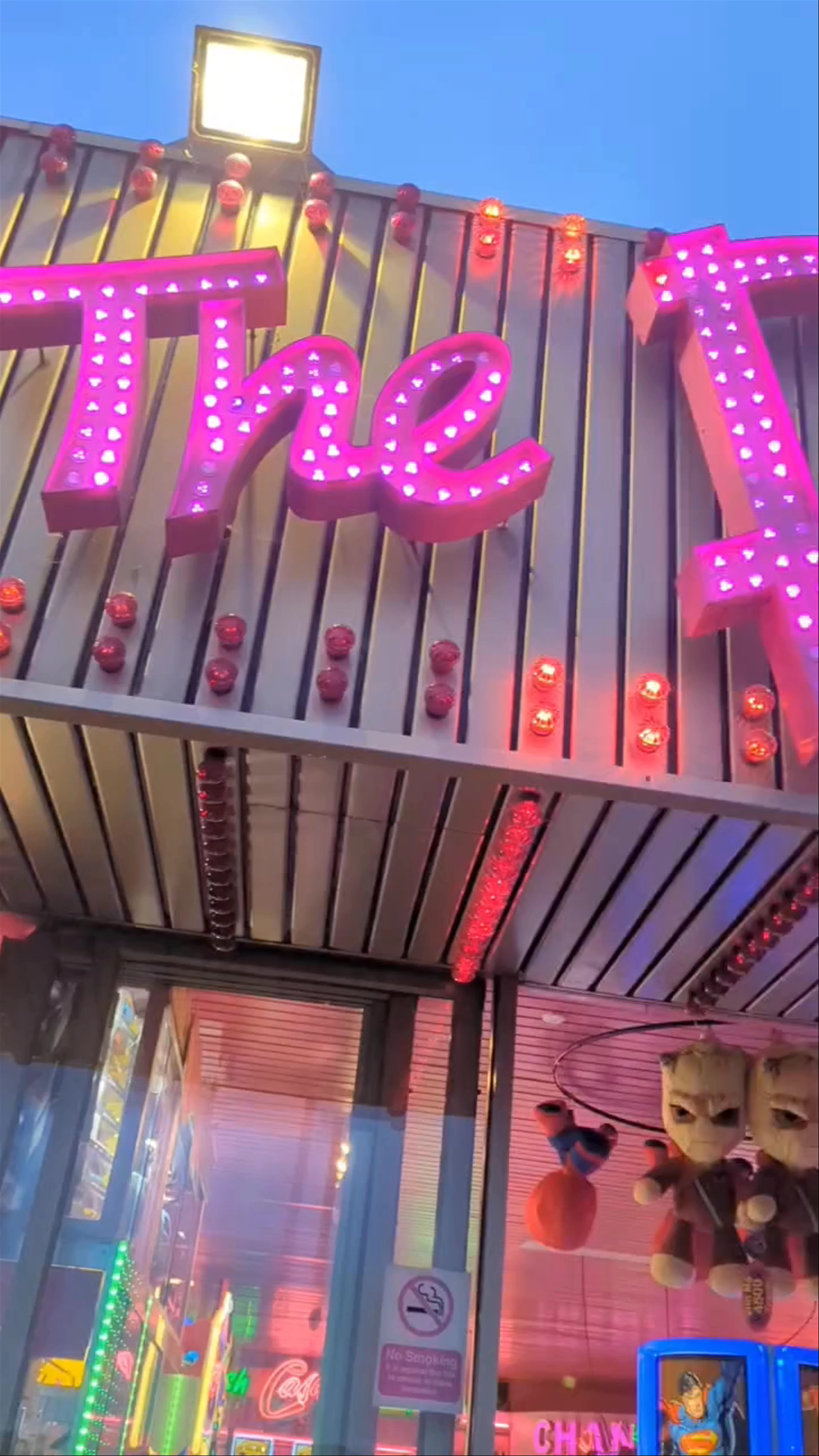The Pink Palace Amusement Arcade