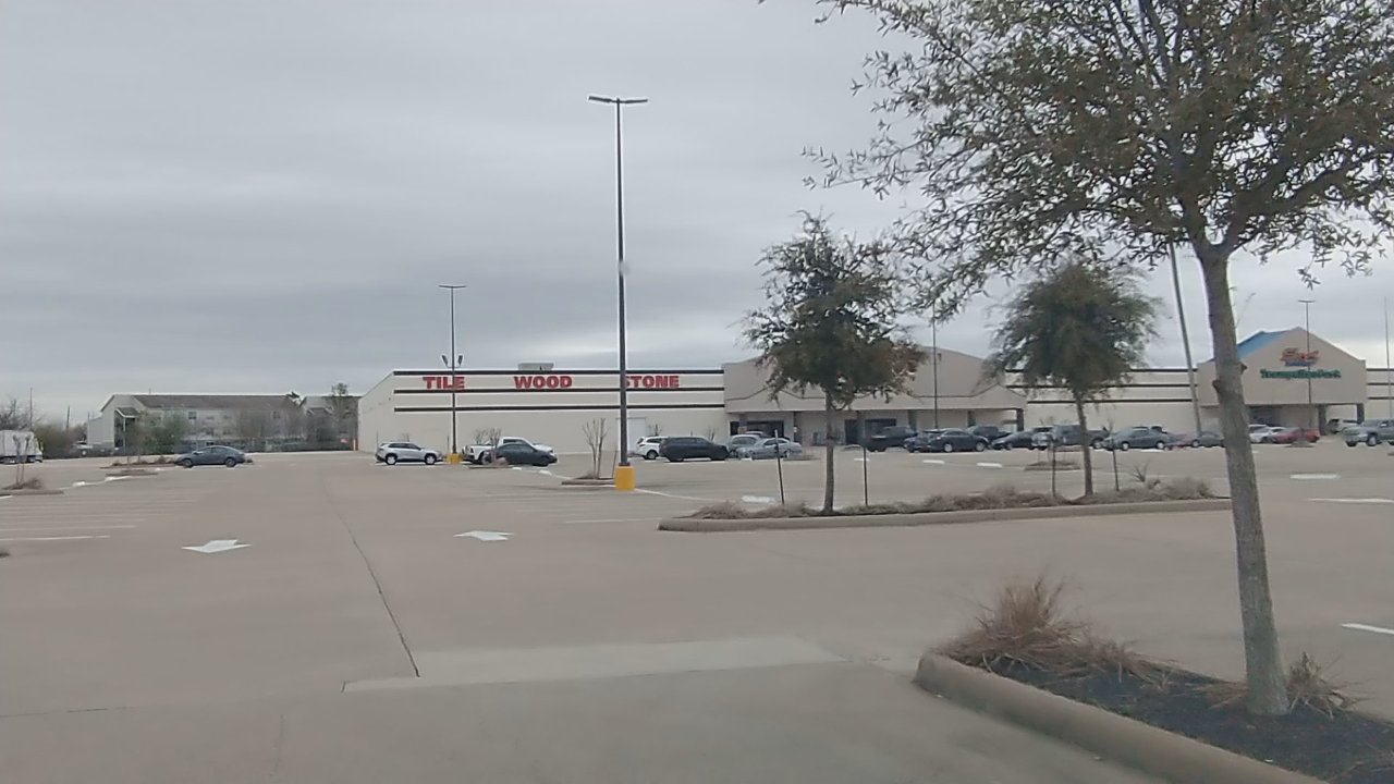 Floor & Decor - This Parkhollow store got a huge parking lot - Home Decor Near Me - Houston, Texas