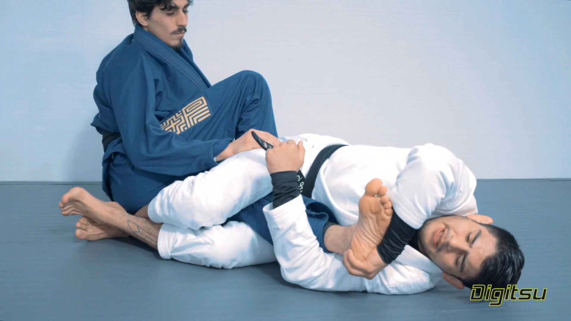 Spider DLR | Toe Hold -  Knee Bar