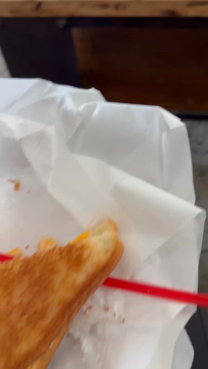 Troy's Drive In - American Near Me - Orange, California