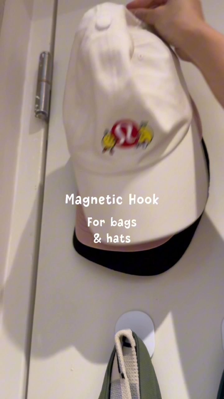 Maximising-every-space---bomb-shelter-door