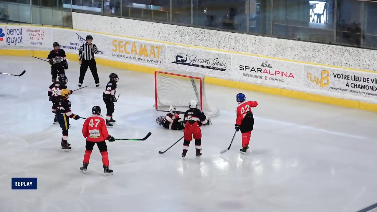 Colby Veres: Spectacular Glove Save at International Cup