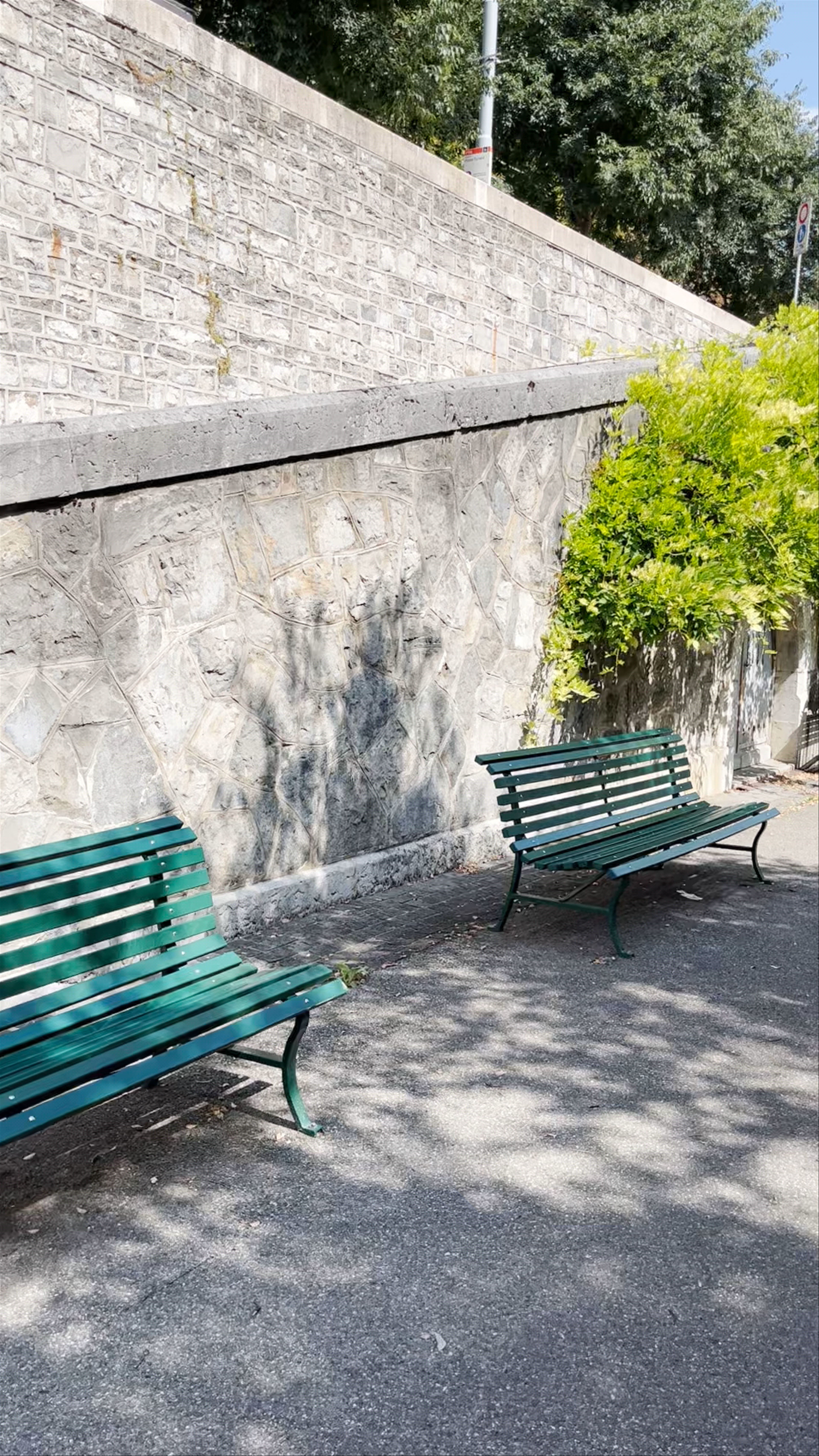 Peaceful Stroll Through Parc des Bastions in Geneva