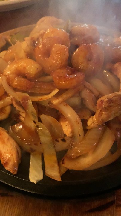 Pueblo Viejo Grill - Shrimp and Chicken Fajitas - Mexican Near Me - Indio, California