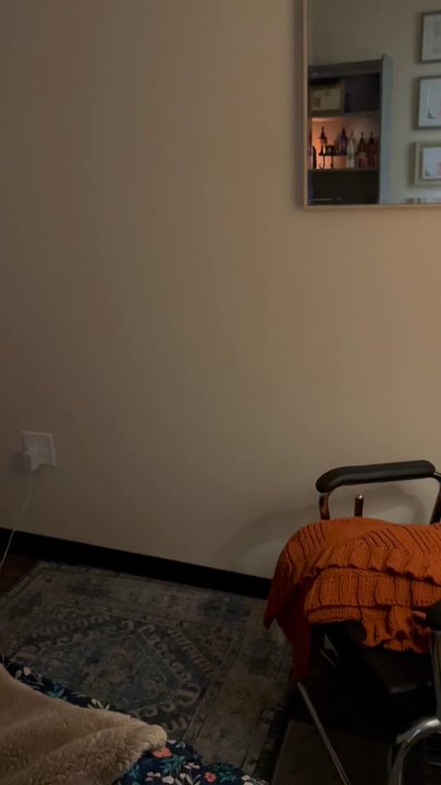 Atlantis - Here is the tiny massage room and it's noisy because there are many adjacent studios. - Massage Near Me - Bellaire, Texas