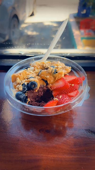 D' Frozz - Açaí bowl - Breakfast & Brunch Near Me - Vieques, Puerto Rico