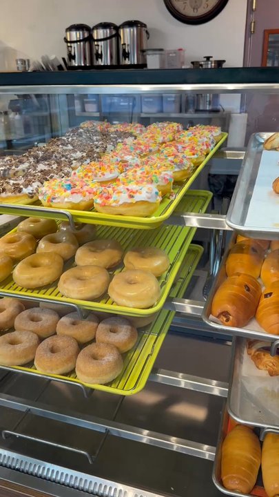 88 Donuts Bakery Cafe - Donuts just a taste of what they have to offer - Bakeries Near Me - Orlando, Florida