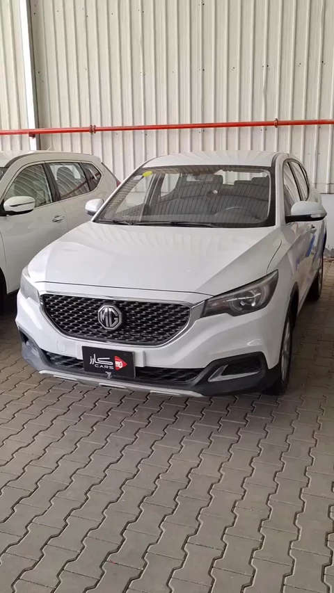 MG ZS COM 2019