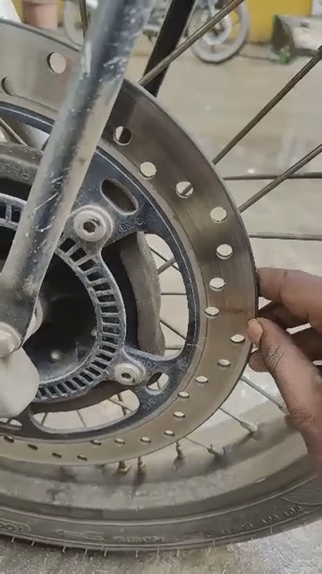 Walk-around video thumbnail