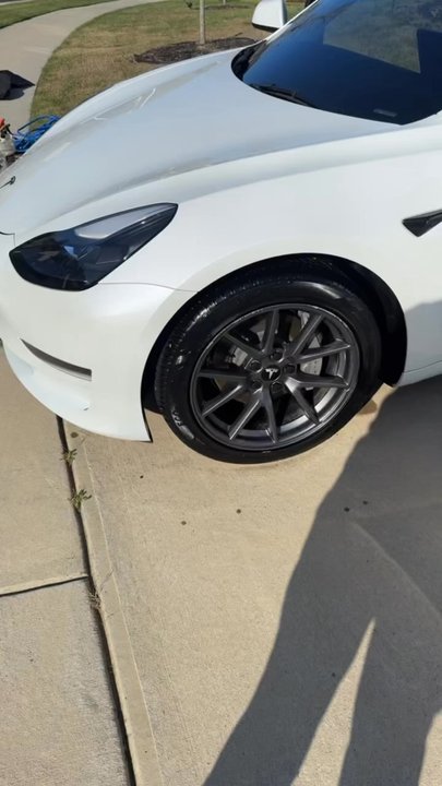 Clutch Auto Spa - Auto Detailing Near Me