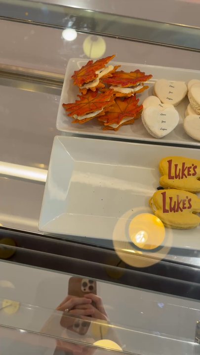 Decadent Macaron - The cutest Gilmore Girls macarons - Macarons Near Me - Gilbert, Arizona