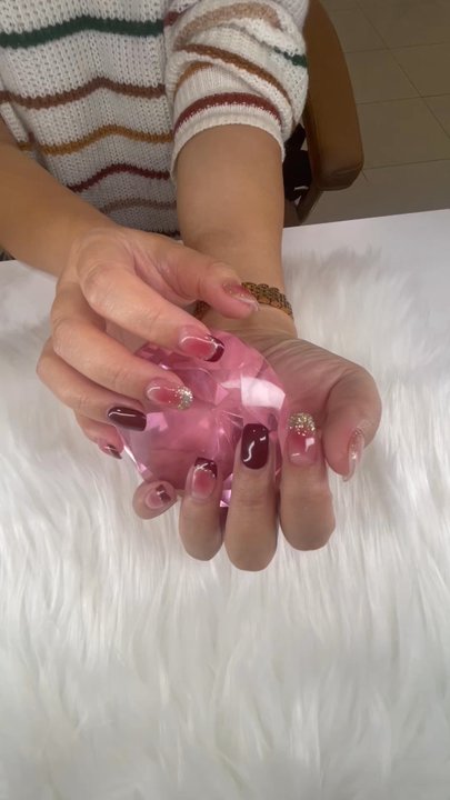 Moli Nail - Nail Salons Near Me - Katy, Texas